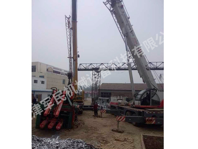 金屬液壓打包機(jī)使用實景